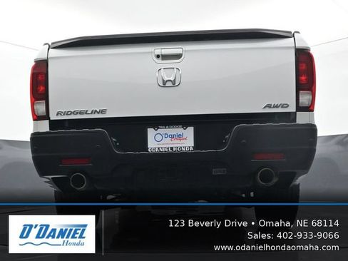 Used 2023 Honda Ridgeline RTL-E image 11