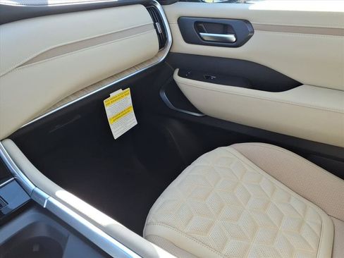 New 2026 Nissan Armada Platinum w/ Convenience Package image 23