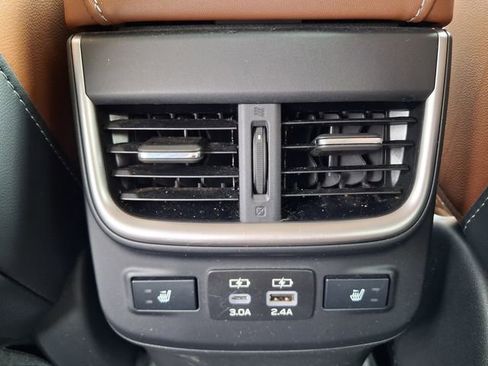 Used 2023 Subaru Outback Touring XT AWD/4WD image 18