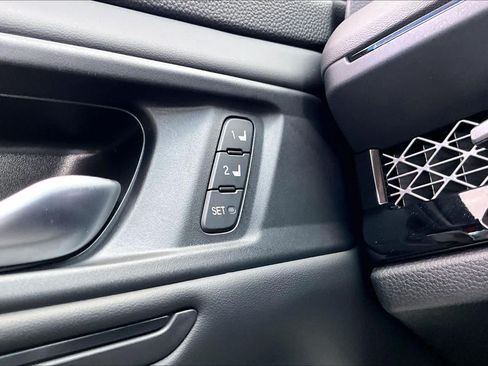 Used 2024 Honda Accord EX-L image 33