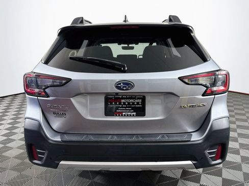 Used 2022 Subaru Outback Limited AWD/4WD image 6