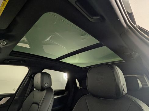 New 2026 Porsche Cayenne AWD/4WD image 30