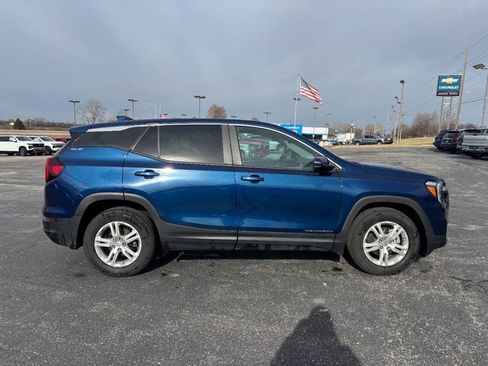 Certified 2023 GMC Terrain SLE image 6