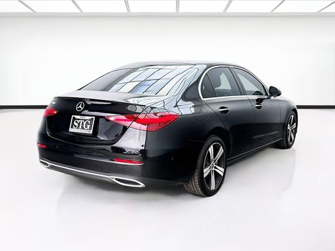 Used 2025 Mercedes-Benz C 300 Sedan image 4