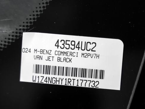 Used 2024 Mercedes-Benz Sprinter 2500 image 24