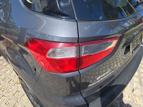Used 2021 Ford EcoSport S image 5
