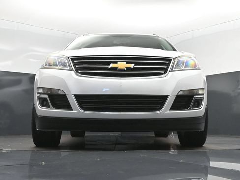 Used 2016 Chevrolet Traverse LT w/ Traveler's Package FWD image 45