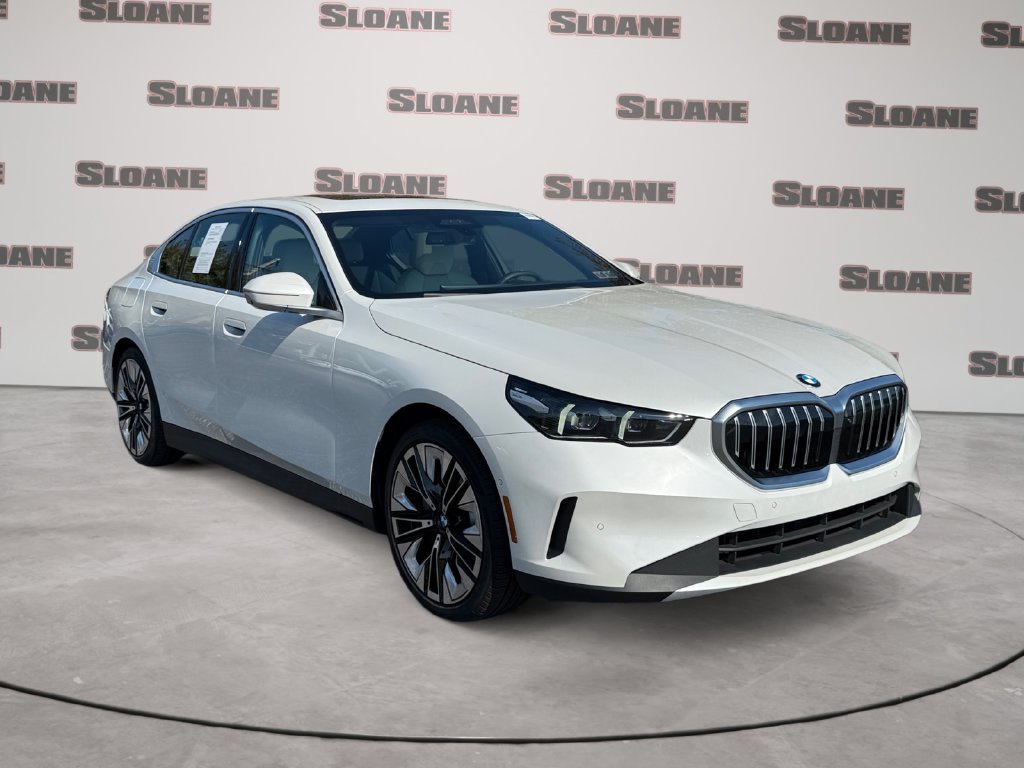 Used 2026 BMW 530i xDrive AWD/4WD image 7