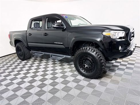 Certified 2023 Toyota Tacoma SR5 image 1