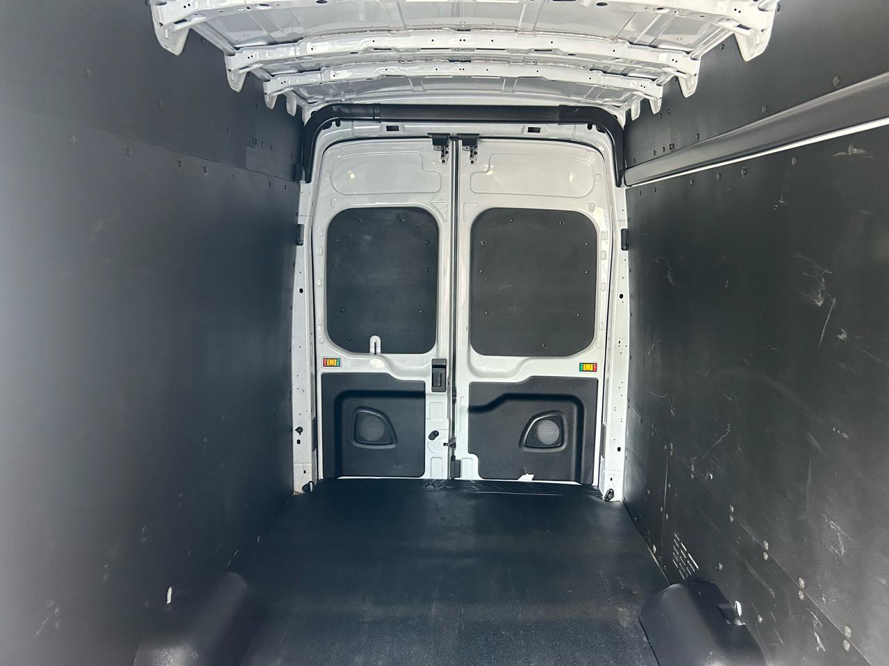 Used 2025 Ford Transit 250 148 High Roof Extended w/ Load Area Protection Package RWD image 23
