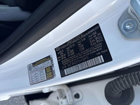 Used 2025 Hyundai Santa Cruz SEL FWD image 34