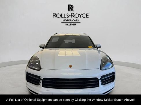 Used 2023 Porsche Cayenne AWD/4WD image 2