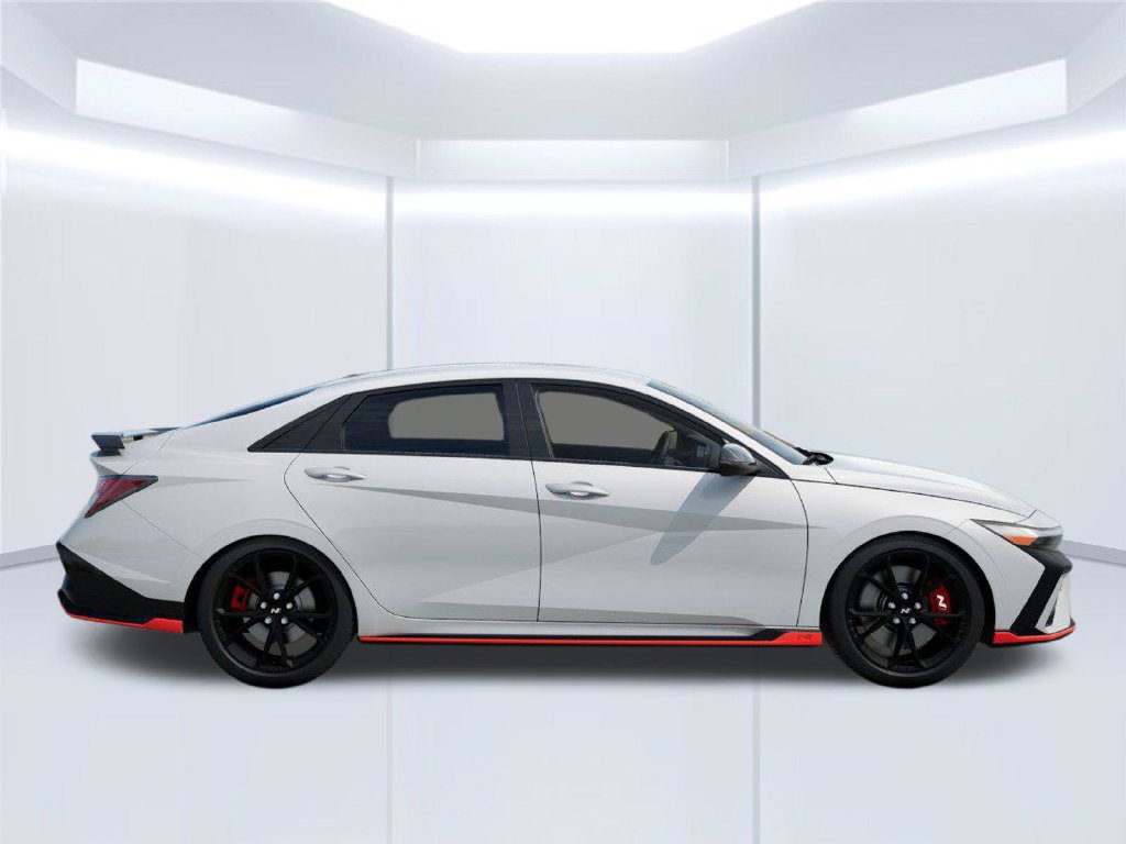 New 2026 Hyundai Elantra N FWD image 7