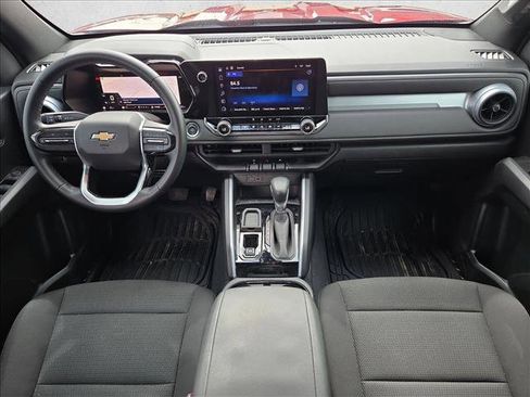 Used 2024 Chevrolet Colorado LT w/ LT Convenience Package image 15