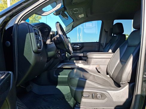 Used 2020 Chevrolet Silverado 1500 LT Trail Boss AWD/4WD image 13