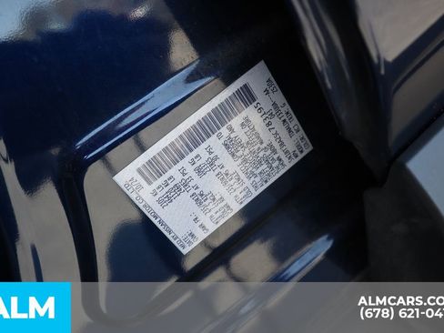 Used 2025 Nissan Rogue SV image 37