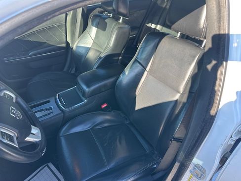 Used 2014 Dodge Charger R/T image 30