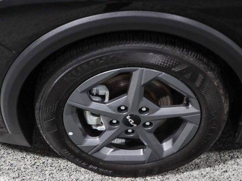 Used 2025 Kia K4 FWD image 11