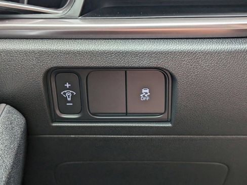 Used 2025 Kia Sorento S w/ Panoramic Sunroof Package image 30