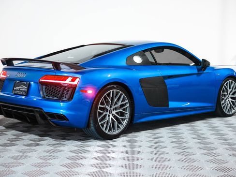 Used 2017 Audi R8 V10 plus AWD/4WD image 6