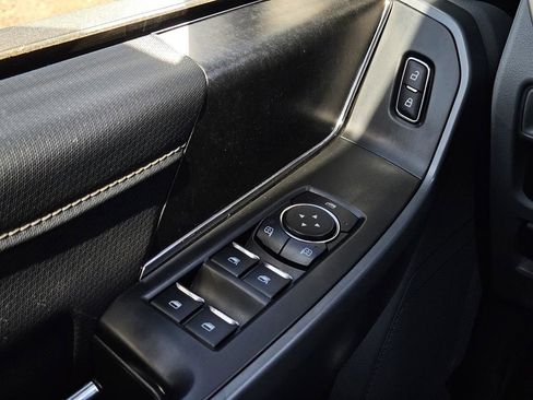 Used 2022 Ford F150 XLT w/ Equipment Group 301A Mid image 9