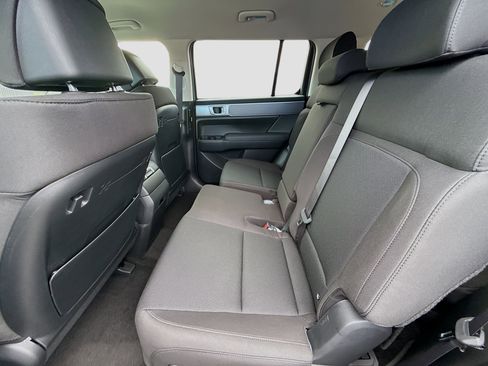 New 2026 Hyundai Santa Fe SE image 17