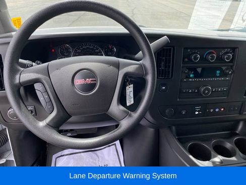 Used 2025 GMC Savana 3500 LT w/ LT Preferred Equipment Group RWD image 7