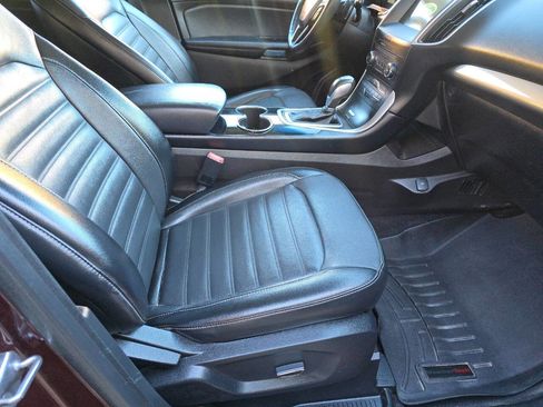 Used 2017 Ford Edge SEL w/ Equipment Group 201A image 25