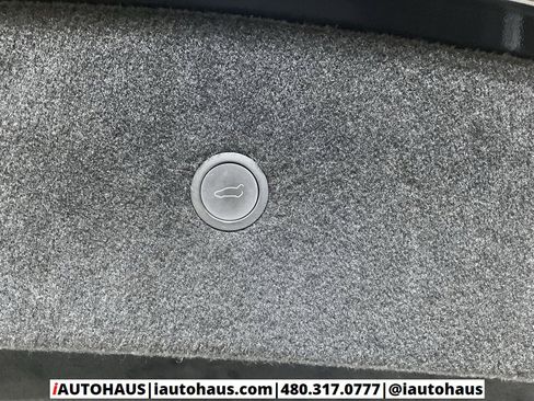 Used 2023 Tesla Model S Plaid image 15