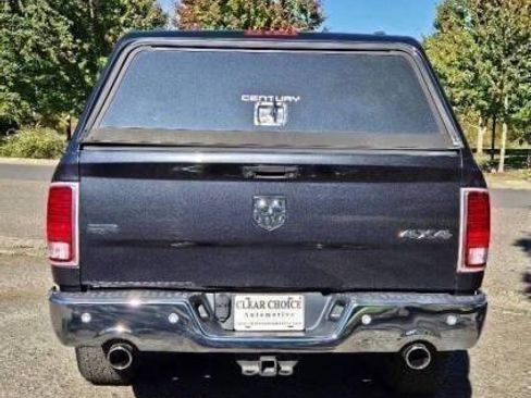 Used 2015 RAM 1500 Laramie w/ Convenience Group image 9