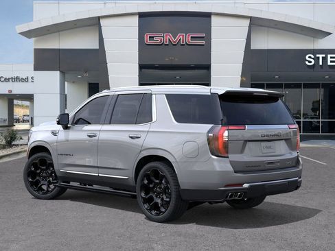 New 2026 GMC Yukon Denali w/ Denali Reserve Package AWD/4WD image 3