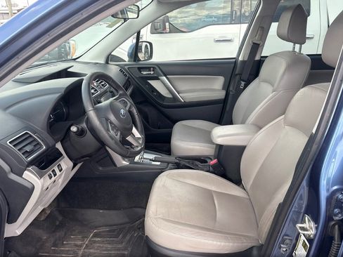 Used 2017 Subaru Forester 2.5i Limited AWD/4WD image 11