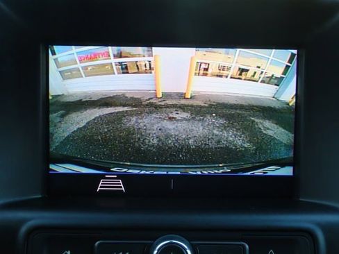 Used 2020 GMC Terrain SLE w/ Driver Convenience Package image 25