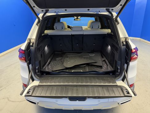 Used 2021 BMW X5 xDrive40i AWD/4WD image 29