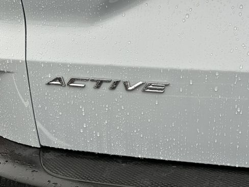 Used 2025 Ford Escape Active image 27
