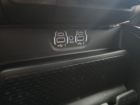 Used 2024 RAM 1500 Rebel AWD/4WD image 31
