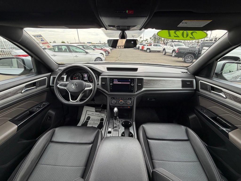 Used 2021 Volkswagen Atlas Cross Sport SE FWD image 15