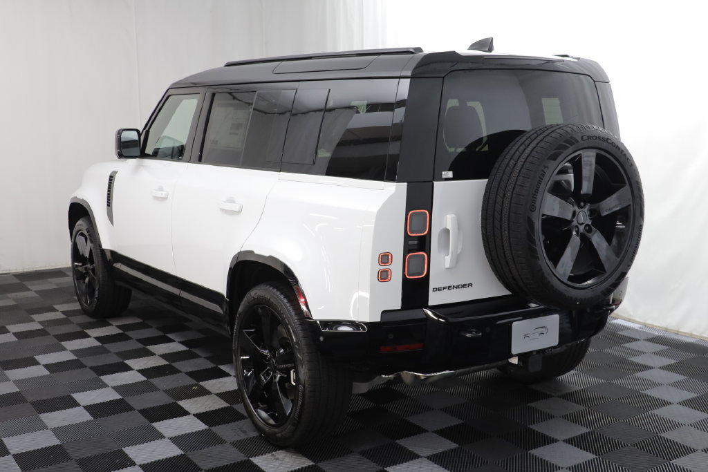 New 2026 Land Rover Defender 110 X-Dynamic SE AWD/4WD image 17