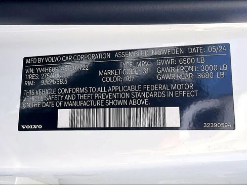 Used 2025 Volvo XC90 T8 Ultra image 35