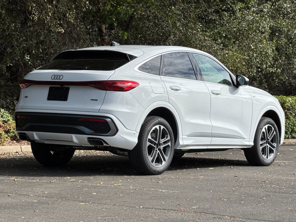 New 2026 Audi Q5 Premium AWD/4WD image 5