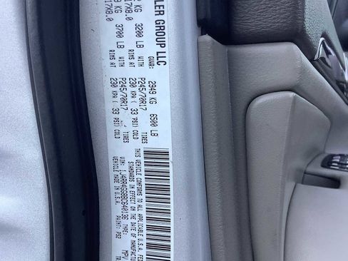 Used 2011 Jeep Grand Cherokee Laredo AWD/4WD image 21