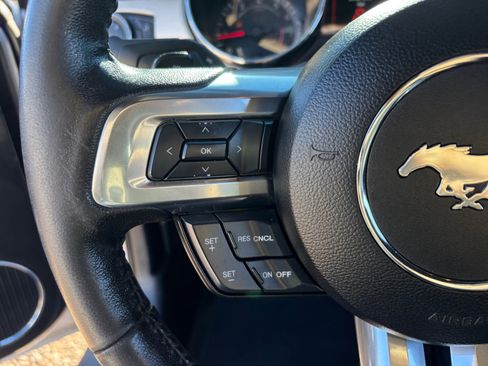 Used 2017 Ford Mustang GT Premium image 33