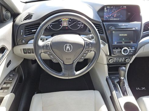 Used 2016 Acura ILX w/ Technology Plus Package image 5
