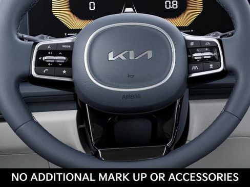 New 2026 Kia Carnival EX FWD image 22