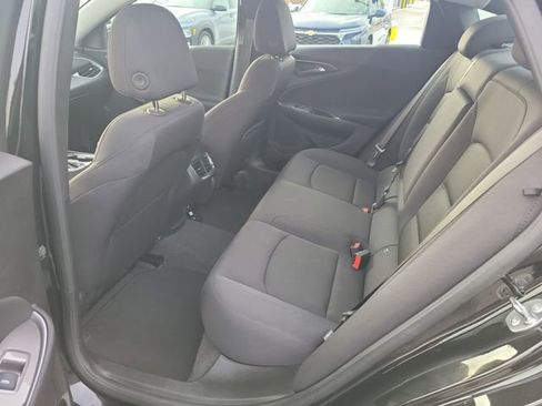Used 2025 Chevrolet Malibu LT image 28