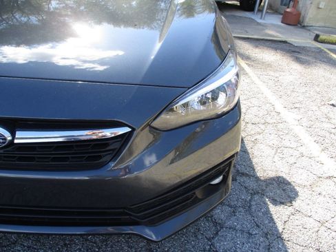 Used 2021 Subaru Impreza 2.0i Premium image 24