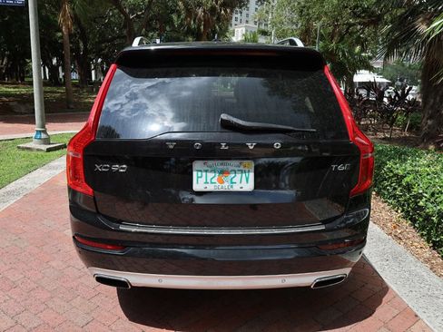 Used 2018 Volvo XC90 T6 Momentum w/ Convenience Package AWD/4WD image 21