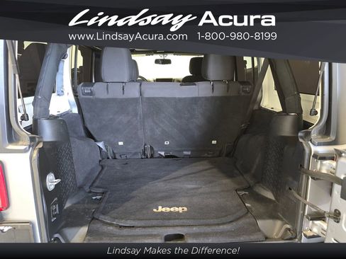 Used 2017 Jeep Wrangler Unlimited Sport w/ Quick Order Package 24S AWD/4WD image 8