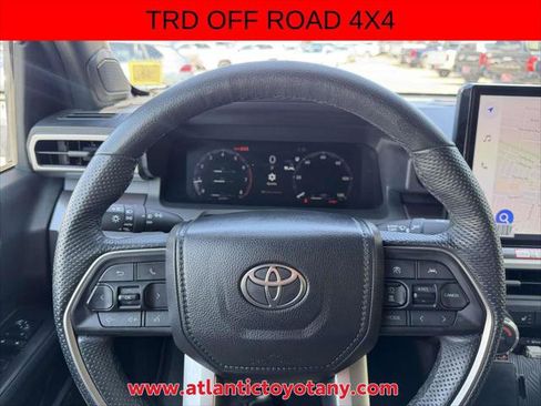 Certified 2025 Toyota Tacoma TRD Off-Road w/ TRD Off Road Upgrade Package AWD/4WD image 8