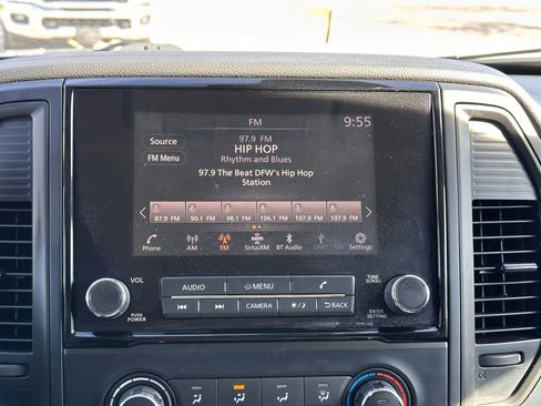 Used 2023 Nissan Titan SV image 26